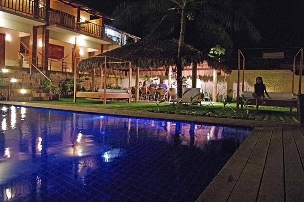 Pousada Dona Flor Hotel Canoa Quebrada Exterior photo